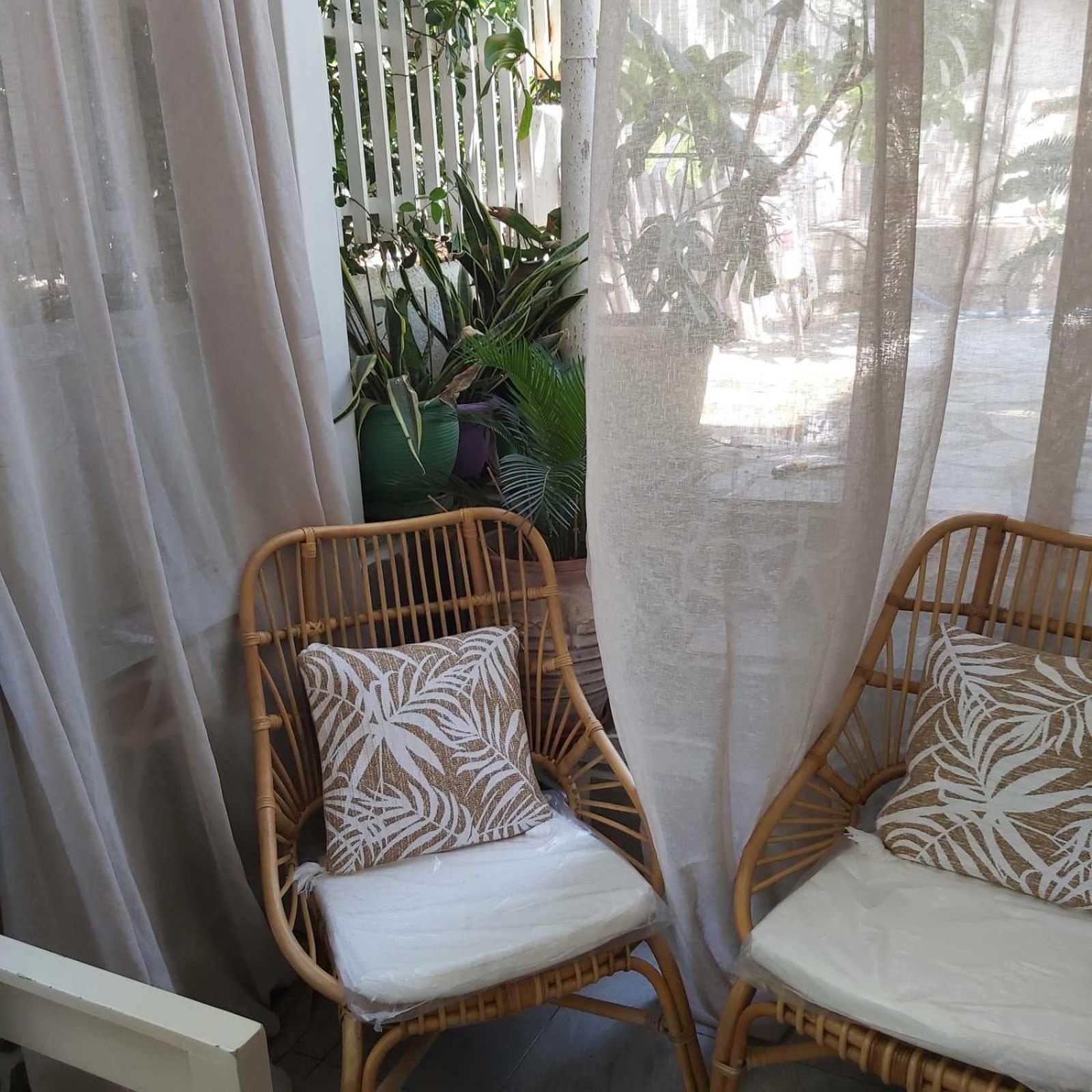 Apartment Eytyhias Yard In Poros *